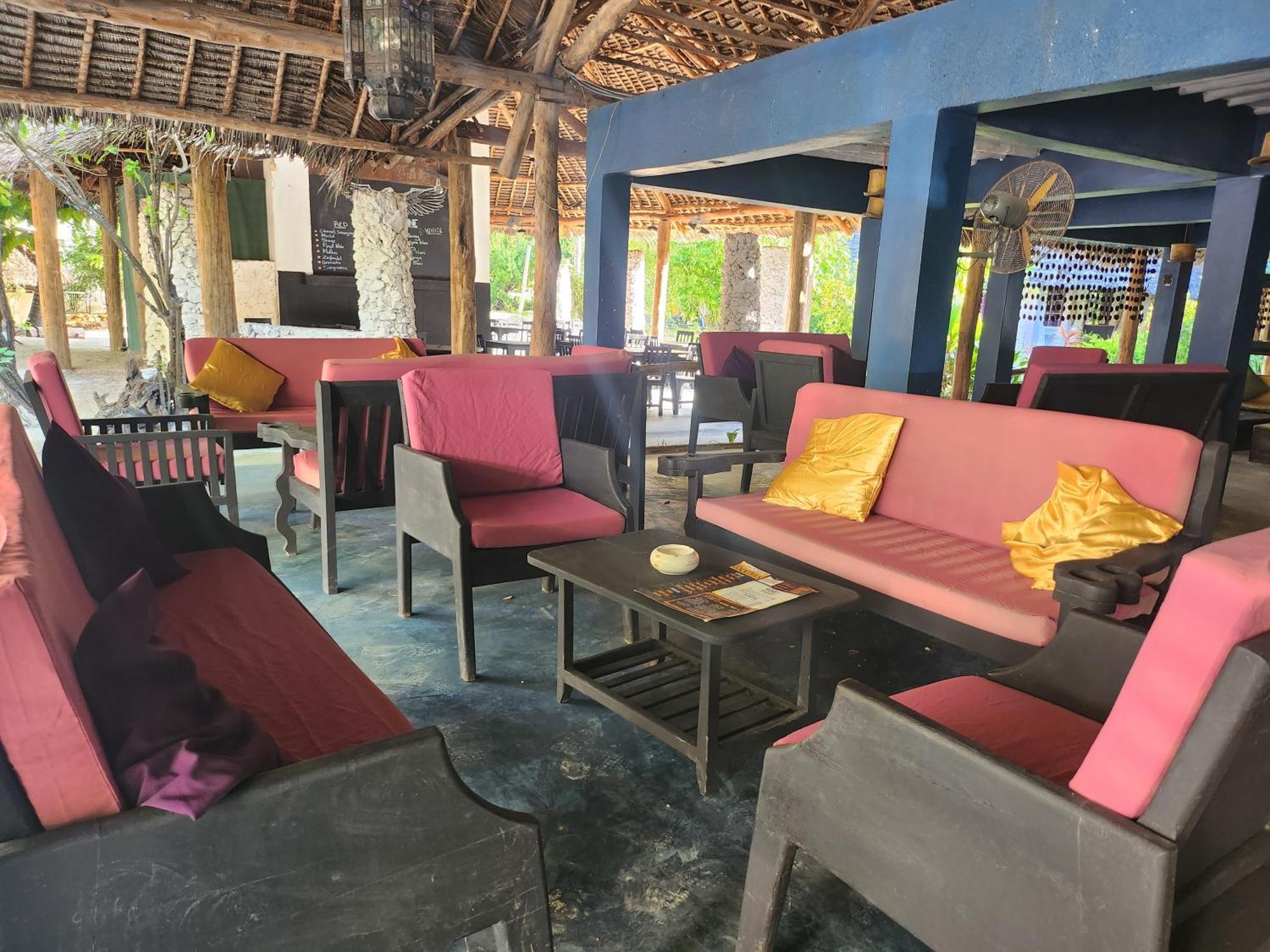Paje By Night Bungalows Bagian luar foto