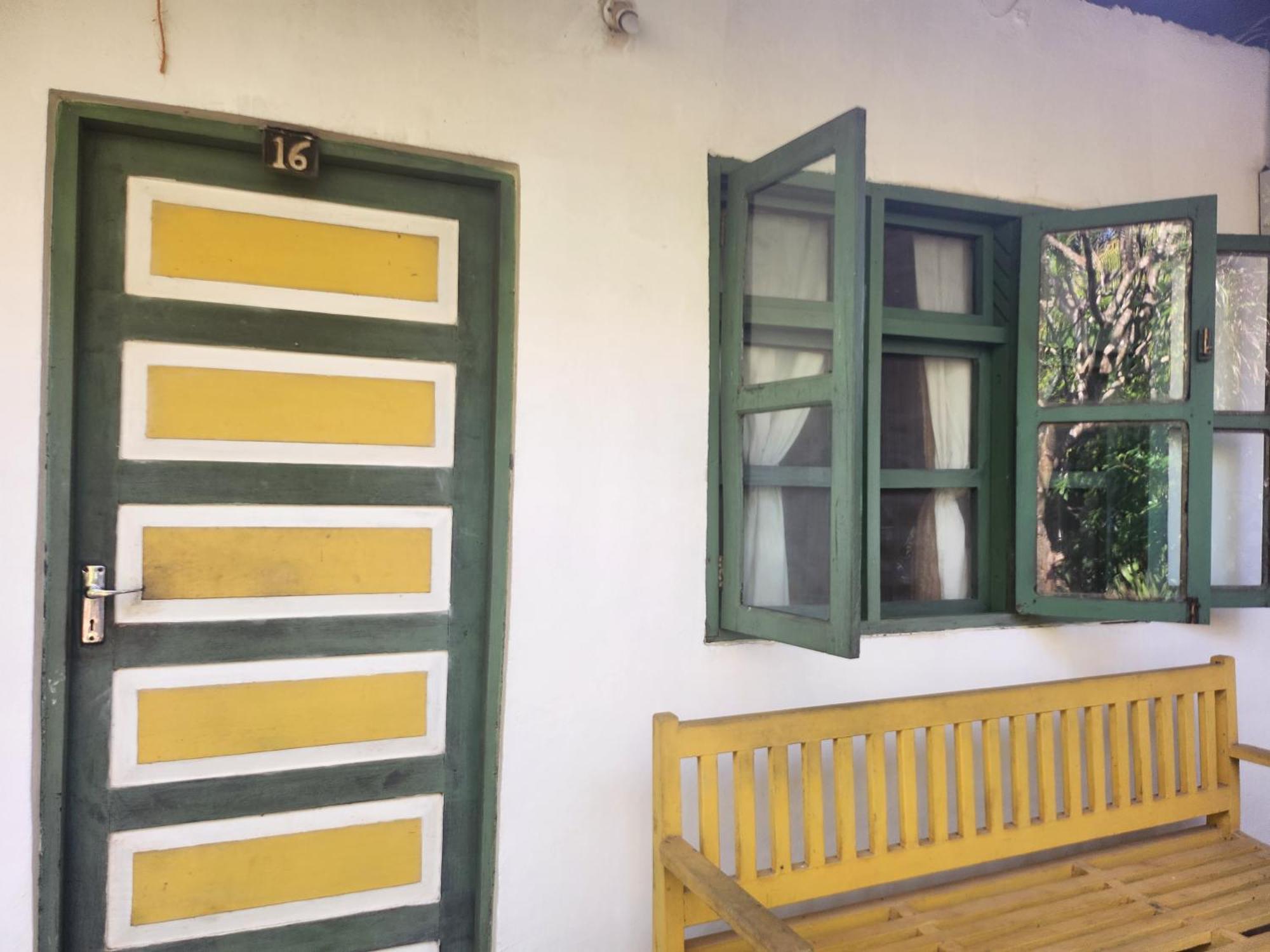 Paje By Night Bungalows Bagian luar foto